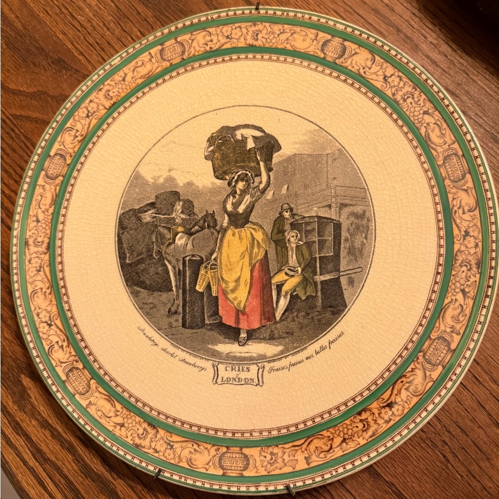 Adams Vintage Style Wall Plate with Green and Yellow Accents